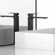 Смеситель для раковины Vincea Cube однорычажный, черный VBF-1C02MB